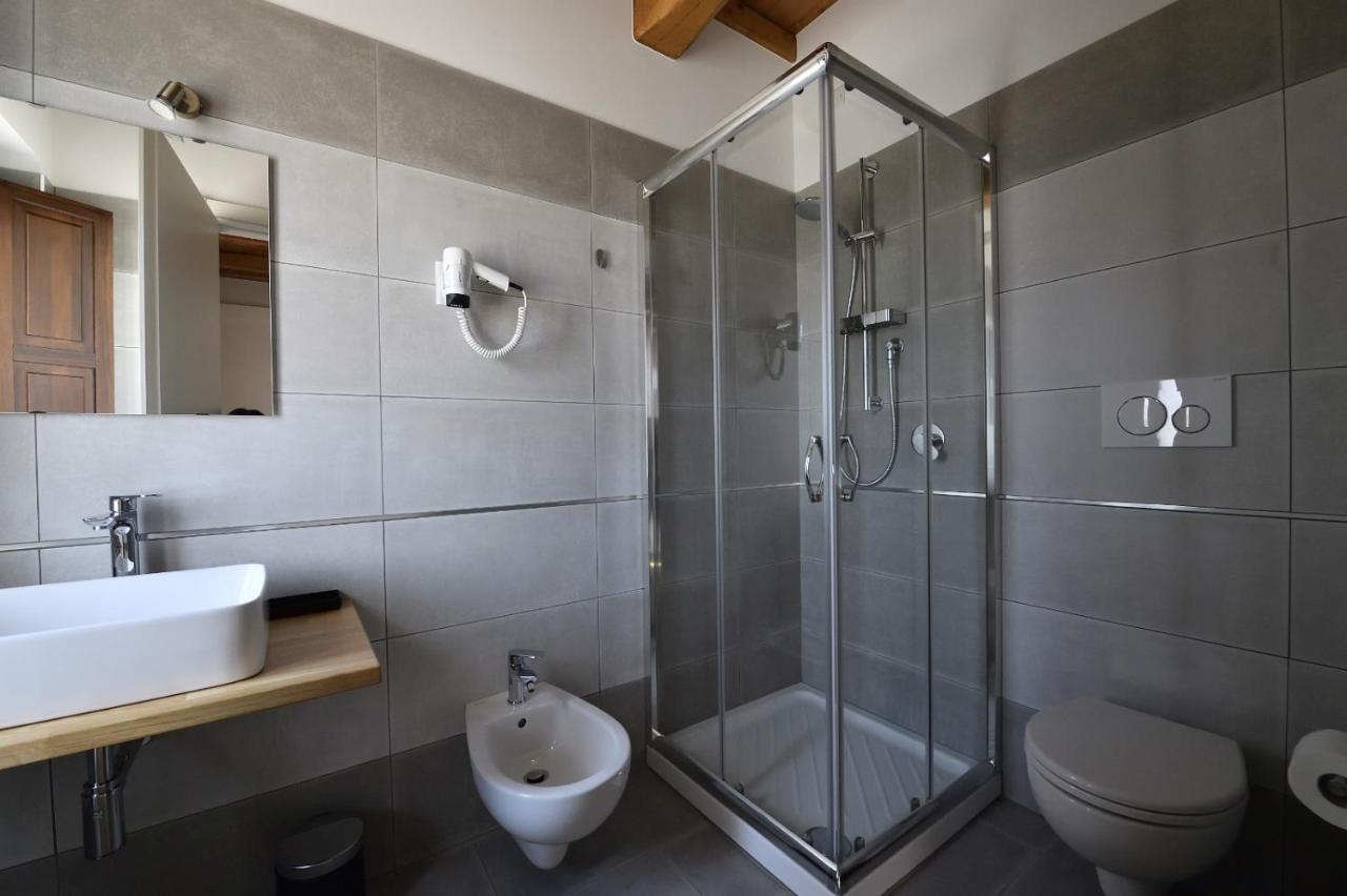 Le Benedettine Affittacamere Relais Fondi Bagian luar foto